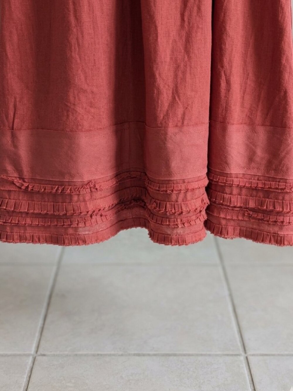 Old Navy Cotton Silk Ruffle Midi Dress - Picture 3 of 8